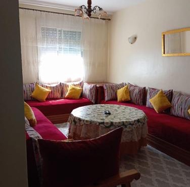 Appartement bien équipé propre et bien meublée in Tangier