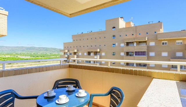Beautiful apartment for 6 people with pool, WIFI, TV and terrace in Orpesa Oropesa Del Mar