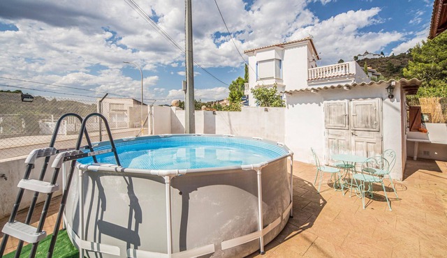 Beautiful cottage with swimming pool for a relaxing vacation. in Sot de Ferrer