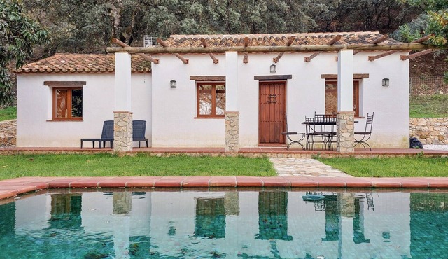Beautiful home in Algatocin in Algatocin