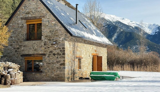 Borda Aragonese Pyrenees in Javierre