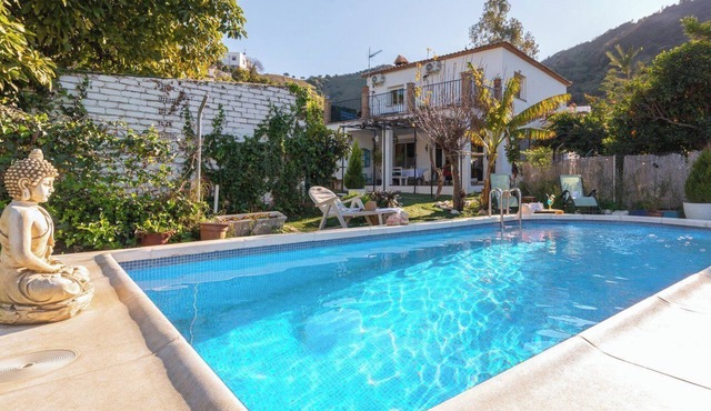 Casa Luis Canillas de Aceituno by Ruralidays in Málaga