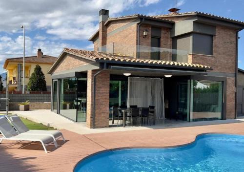 Chalet Els pins, Banyoles in Banyoles