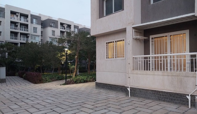Charming 1-bedroom apartment with AC, WiFi in phenomenal Cairo Governorate