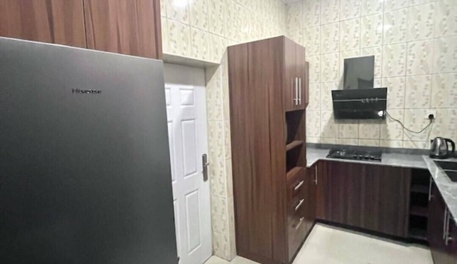 Cosy and warm secured apartment with large playground for vacation