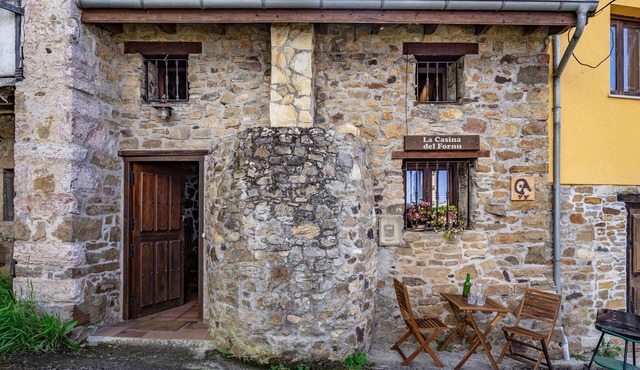 Country House 'La Casina Del Fornu' with Mountain View and Private Garden in Pravia