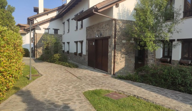 Cozy duplex for 8 in Jaca in Jaca