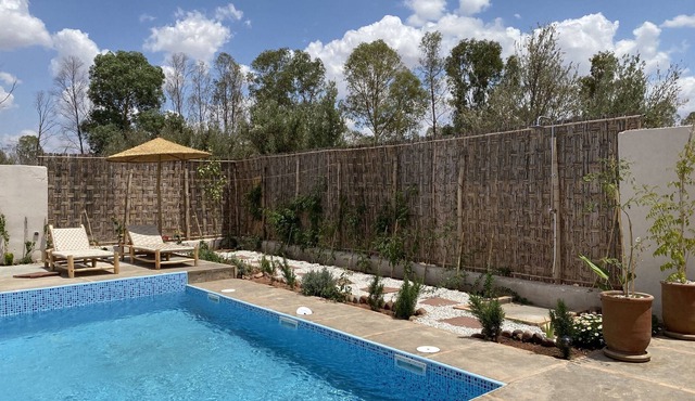 Cozy house with private pool 10 minutes from the center