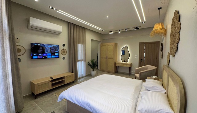 Cozy Studio 2 in the Heart of New Cairo – Near Airport & Services.