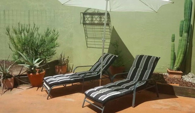 Detached house at the foot of the Camino De Santiago in Miño