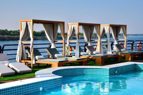 Every Monday, Wednesday & Friday King of The Vally Nile Cruise Aswan To Luxor 3 Night And visit the Nubian village
