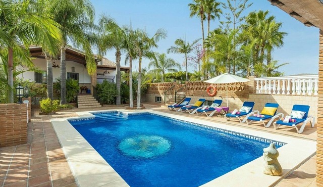 Finca Cajera Alhaurín de la Torre by Ruralidays in Málaga