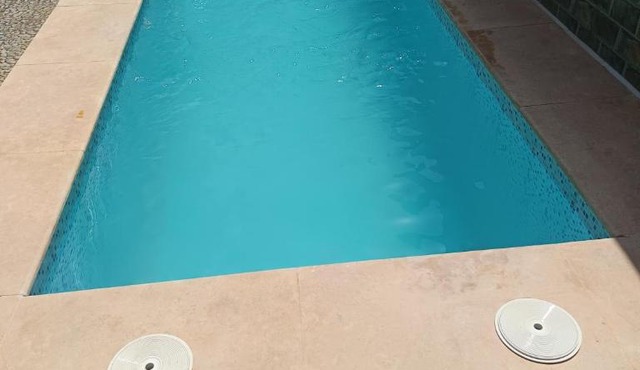 Grand appartement dans une villa avec piscine privée