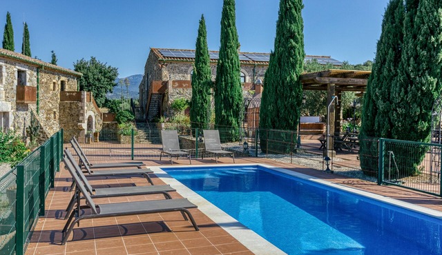 Holiday Home "Mas Renart" with Mountain View, Pool, Wi-Fi, Garden & Terrace in Mollet de peralada