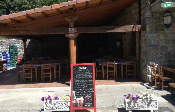 Hostal Casa Tino in Caín