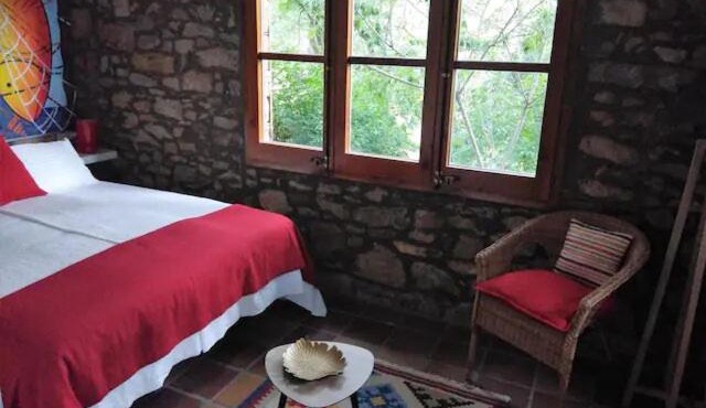 Hostal La vall in Sant Pau de Segúries