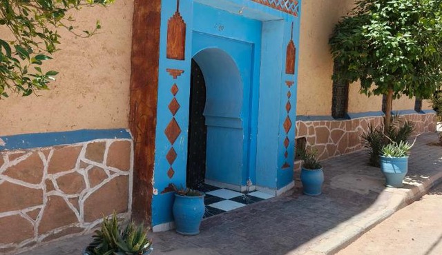 Hostel amodou