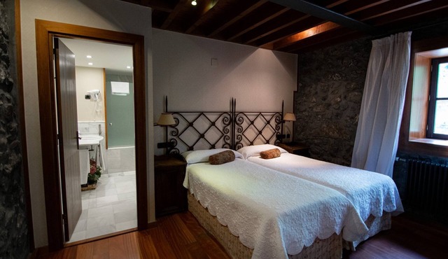 Hotel Antsotegi in Etxebarria