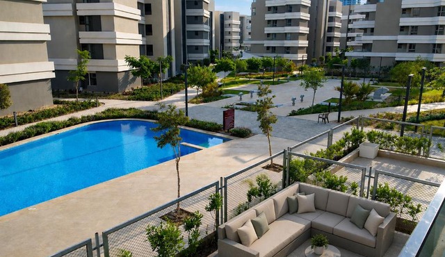 Hotel-Style, Palm Hills New Alamein, Pool View, Lagoon & Mall Access