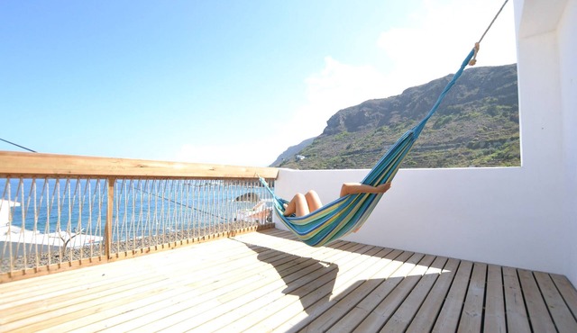 House for a poet with an ocean view in San Juan de la Rambla