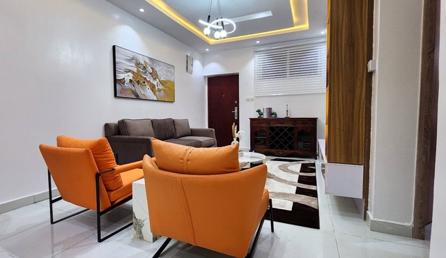 Joyful Home: 2BR, 24/7 Power, Private and Secured Estate, Wi-fi.Heart of Lekki