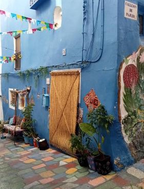 LA CASA AZUL in Chelva