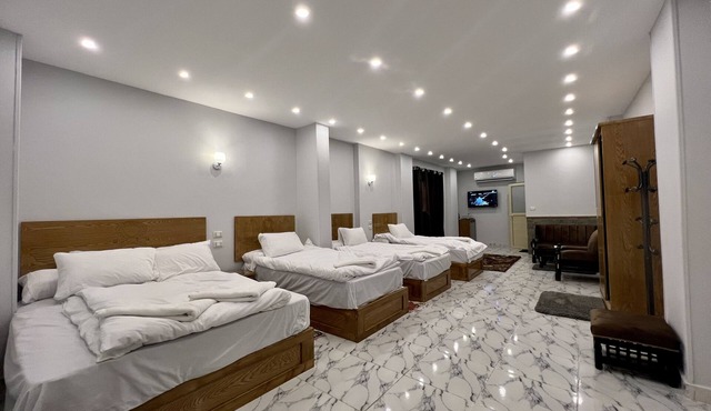 Life Pyramids Inn in Giza