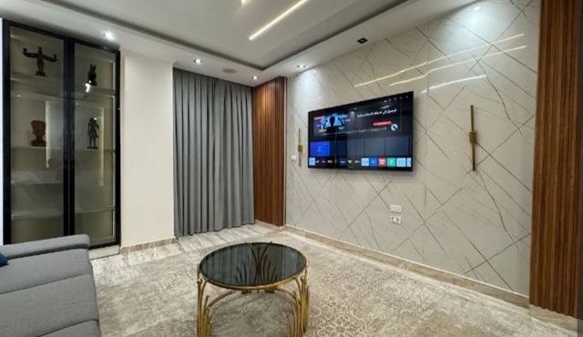 Lovely 3-bedroom apartment with AC in peaceful Cairo Governorate