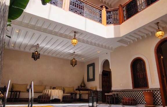 Maison Kays