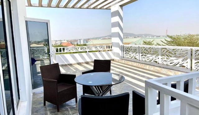 Marcopolo Hotel and Suites