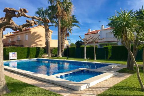 MEDDAYS CHALET EL SOL in Miami Platja
