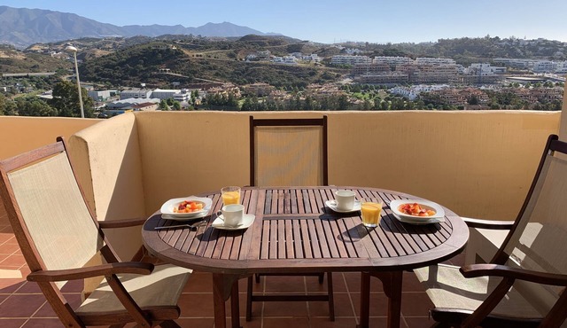 Modern duplex apartment with sea and mountain views in La Cala de Mijas
