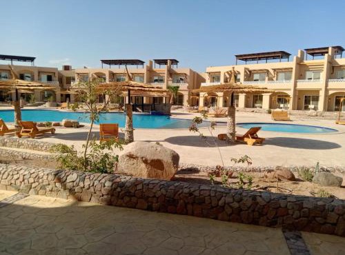 Nadira sea view
