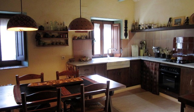 Nice and cozy house in Peratallada in Peratallada