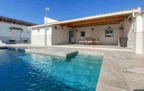 Nice Home In San Antoniojerez De L in La Barca de la Florida