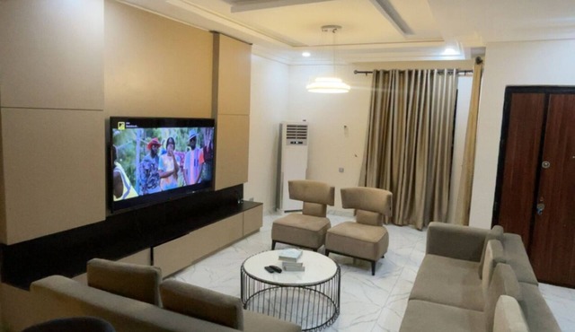 Oral Estate Lekki, Chevron, Executive 4bed ensuite duplex. in Lagos