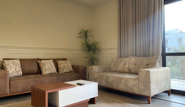 Perfect 3-bedroom apartment with AC in charming Giza Governorate