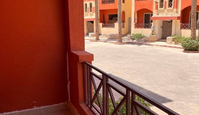 Red Sea Ocean View Apartment - Sleeps 5