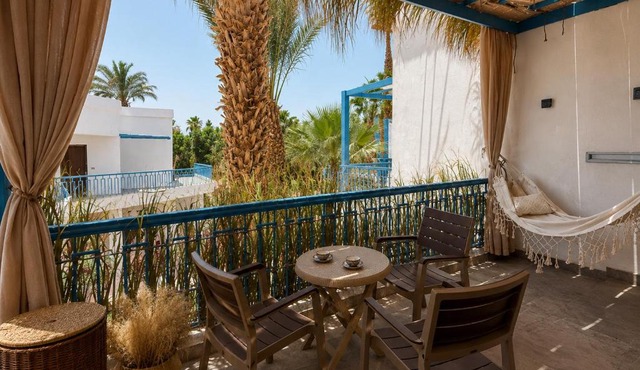 Resort Apartment by Lagoon Beach with Pools & Aqua Park