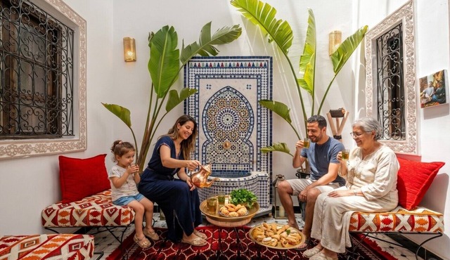 Riad Chaleurs Breakfast AC 15min Walk Jemaa El Fna