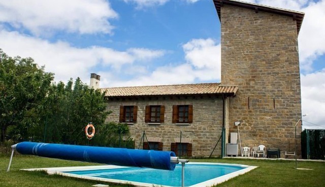 Rural house (full rental) Palacio de Lérruz for 6 people in Lizoáin