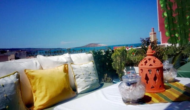 SARA HOUSE NADOR