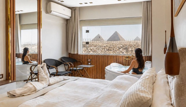 Shiny Pyramids Boutique Hotel