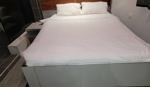 Standard Room #14