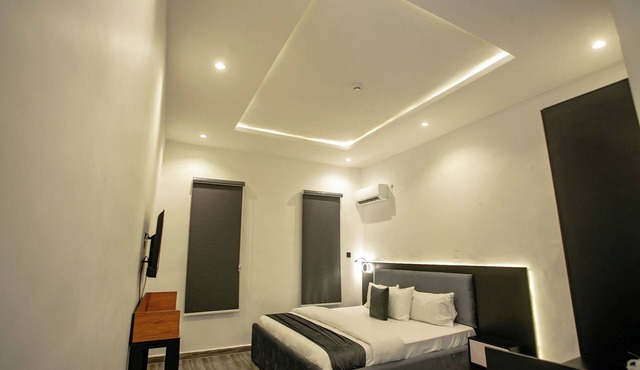 The Grid Residence
