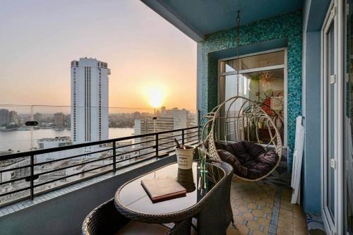 The Magnificent Retro Nile Loft/Zamalek View