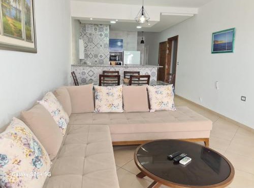 Très charmant appartement S plus 3, Résidence Aicha avec piscine