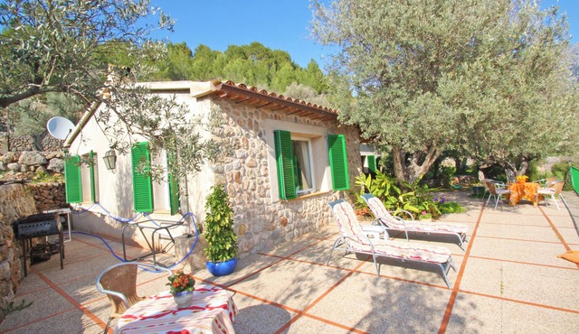 Vacation Home "Can" Bac with Mountain View, Garden & Terrace in Sóller