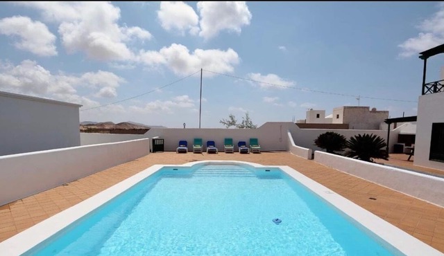 Villa Paraíso, magnificent retreat for groups and families in Soo