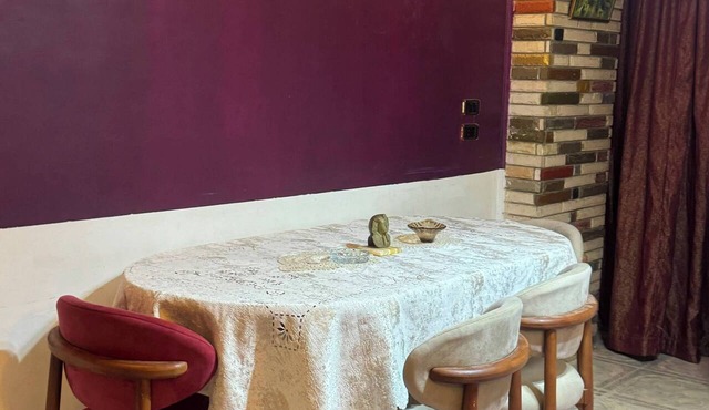 Welcoming 2-bedroom apartment with AC in vibrant Giza Governorate